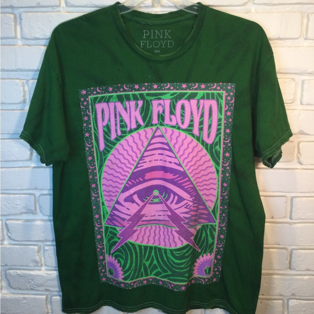 Pink Floyd grunge graphic distressed t-shirt longer oversized fit S/M